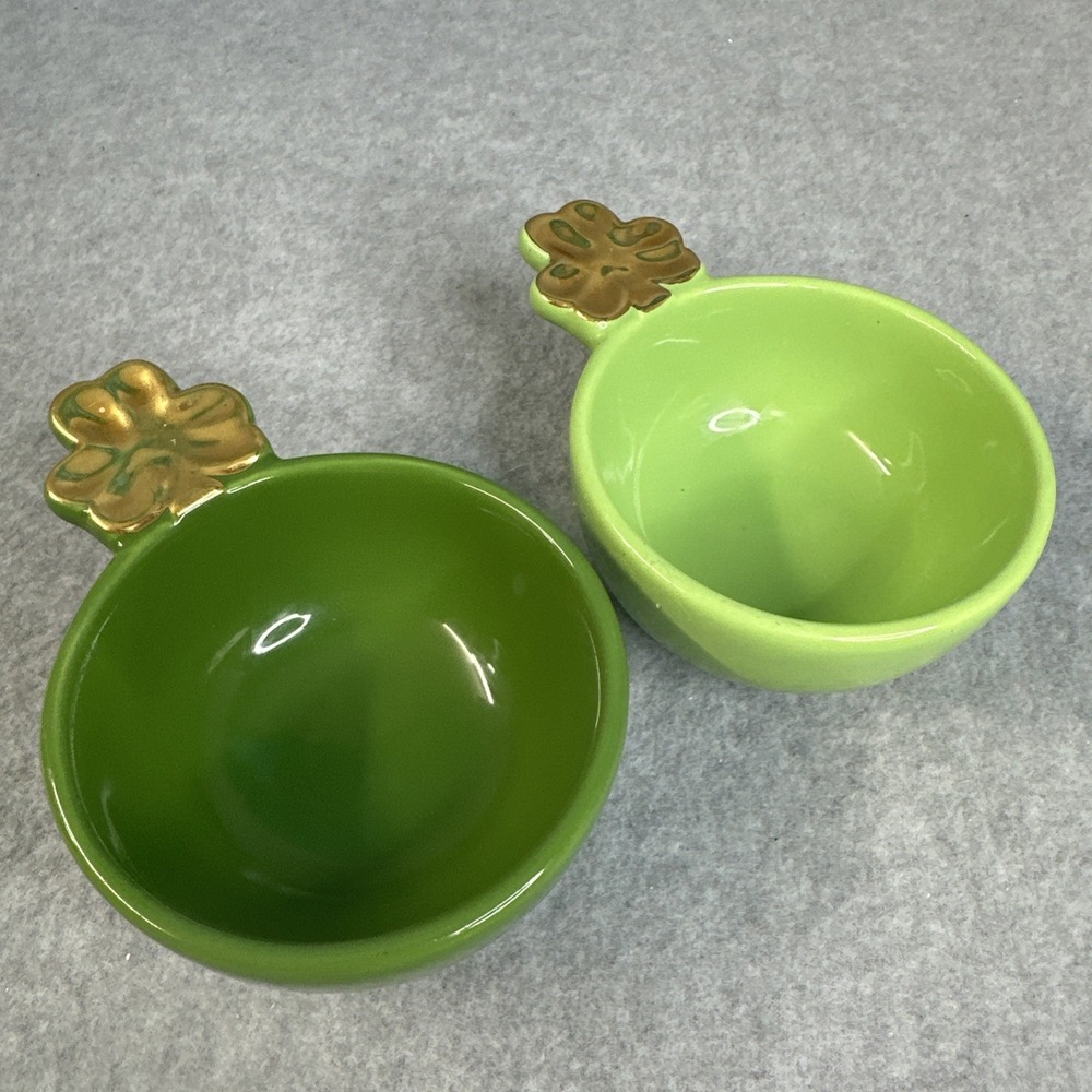 Department 56 Green Soup Fruit Cup Bowls With Gold Shamrock Handle Set of 2